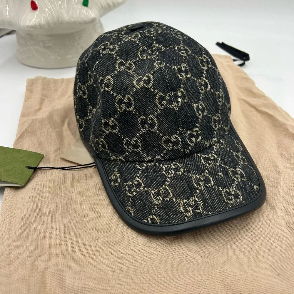 Gucci Black & Beige GG Monogram Baseball Cap